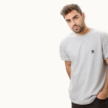 "Essential Logo" T-Shirt