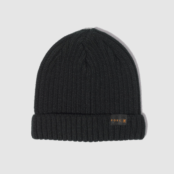 "Villain" Small Label Black Beanie